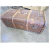 Image 1 : LEATHER VANCOUVER WOOD BOUND TRUNK