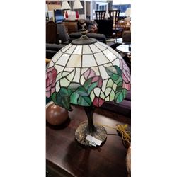 LEADED GLASS TABLE LAMP