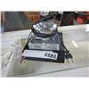 Image 2 : GLASS PENDANT TABLE LAMP