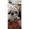 Image 1 : METAL MIRROR CANDLE STAND