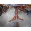 Image 2 : MAHOGANY PARLOUR TABLE