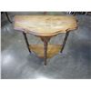 Image 1 : VINTAGE D TABLE