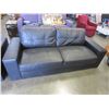 Image 2 : BLACK LEATHER 3 SEATER COUCH AND MATCHING LOVE SEAT