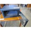 Image 2 : SENTRY SAFE W/ KEY