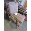 Image 2 : NEW MODERN ASHLEY WOOD FRAMED ACCENT CHAIR, REMOVABLE CUSHIONS, RETAIL $869
