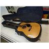Image 1 : YAMAHA ACOUSTIC GUITAR FG403 C/W HARDSHELL CASE