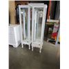 Image 1 : 2 WHITE GLASS DISPLAY CABINETS