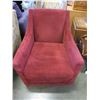 Image 1 : RED SWIVEL ARM CHAIR