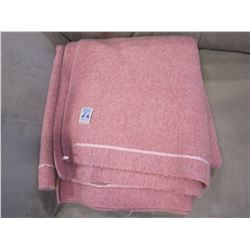 2 KENWOOD WOOL BLANKETS 70x90