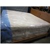 Image 1 : KINGSIZE TRUMP COLLECTION MEDIUM FIRM COMFORT TOP MATTRESS