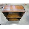 Image 2 : 31 INCH VINTAGE BOOKSHELF