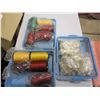 Image 1 : 2 TRAYS OF NYLON THREAD AND TRAY OF NEW KEYCHAINS