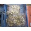 Image 3 : 2 TRAYS OF NYLON THREAD AND TRAY OF NEW KEYCHAINS