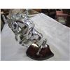 Image 2 : METAL KNIGHT ARMOUR LIGHTER, METAL HORSE, AND 2 METAL DISHES