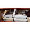 Image 1 : 4 BOXES OF SPORTSCARDS