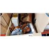 Image 2 : 2 BOXES OF COLLECTIBLES