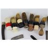 Image 5 : LOT OF SHAVING BRUSHES & STRAIGHT RAZORS