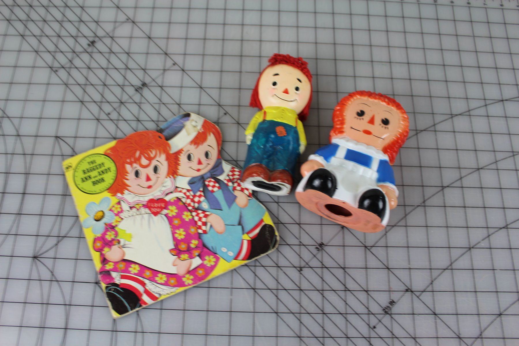 raggedy ann and andy piggy banks