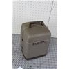 Image 4 : BELL AND HOWELL 8MM PROJECTOR (W/CASE)