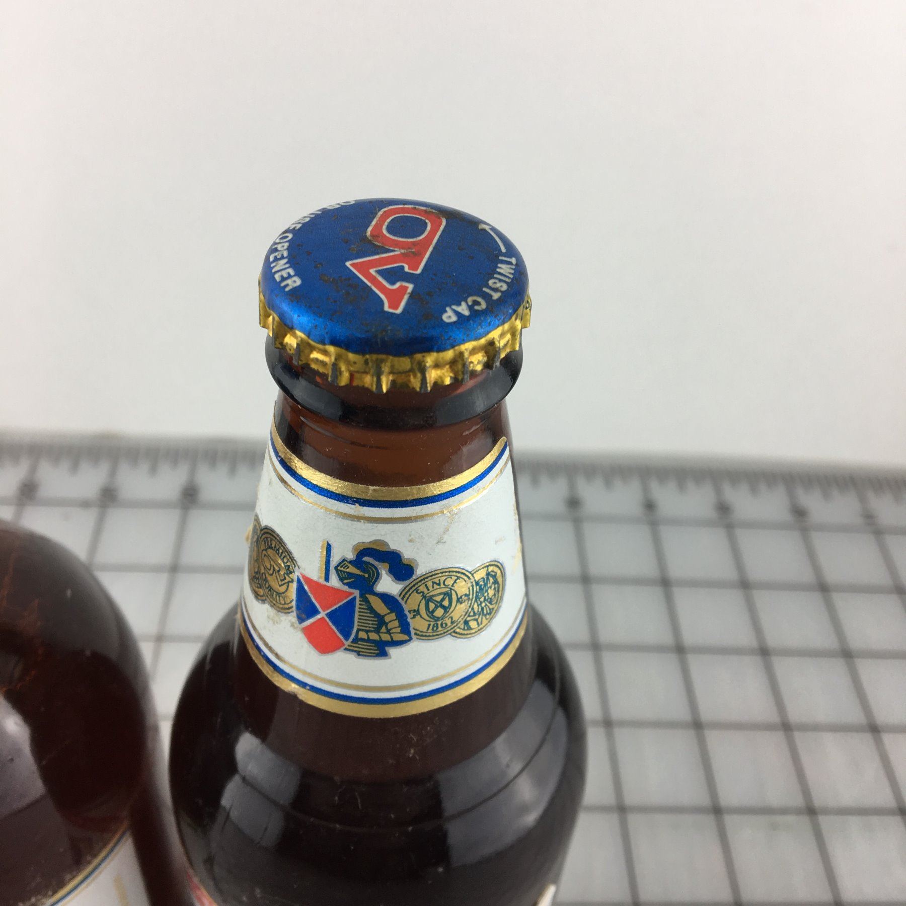 LOT OF 2 UNOPENED BEER BOTTLES (OV) *VINTAGE*