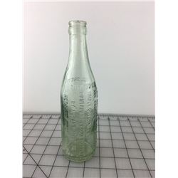 EL DREWRY BOTTLE (EMBOSSED) *WINNIPEG*