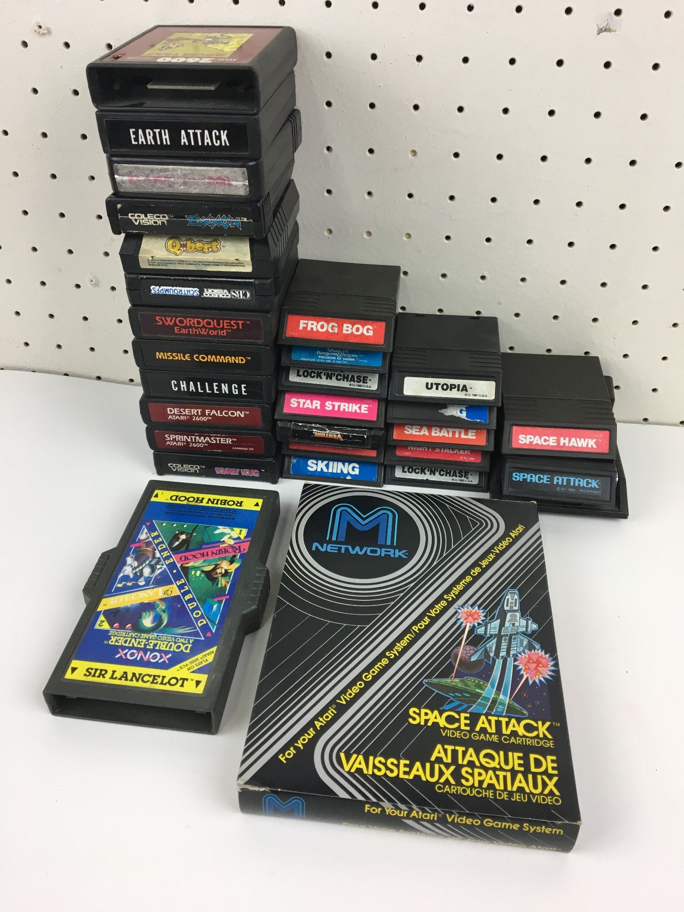 VIDEO GAME LOT (ATARI, COLECO AND MORE) *VINTAGE*