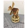 Image 2 : WINDMILL LIGHT (WORKING)