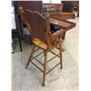 Image 5 : HIGH CHAIR (ANTIQUE)