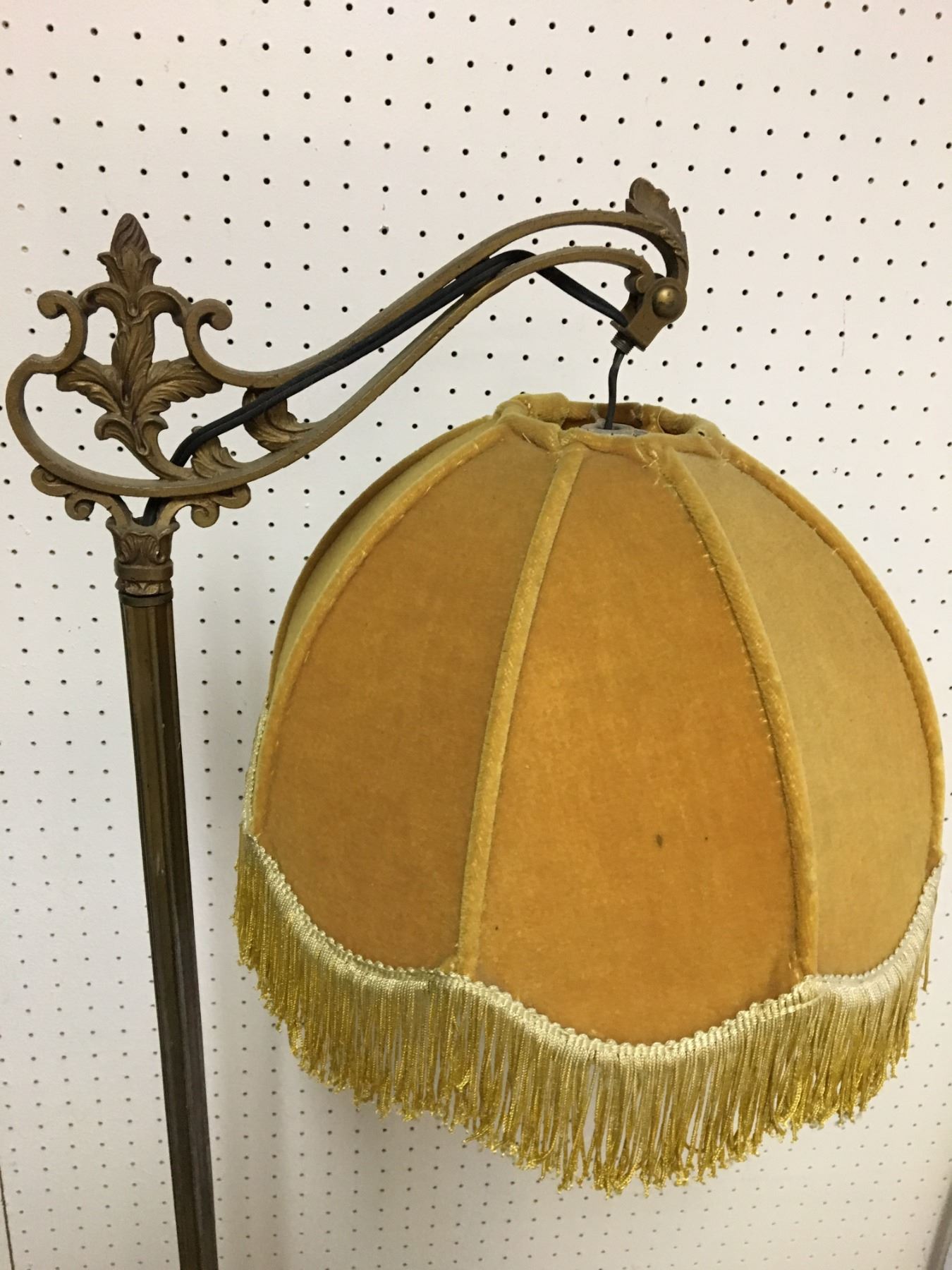 BRASS FLOOR LAMP (ANTIQUE) - Schmalz Auctions
