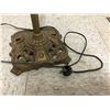 Image 4 : BRASS FLOOR LAMP (ANTIQUE)