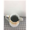 Image 3 : WATER PITCHER (ANTIQUE)