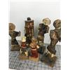 Image 6 : LOT OF PAPER  FIGURINES (VINTAGE)