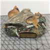 Image 1 : DUCKS UNLIMITED SQUIRREL SCULPTURE (ERNA REDDEKOPP) *194 OF 1000 *