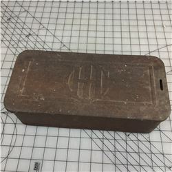 INTERNATIONAL HARVESTER TOOL BOX