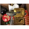 Image 2 : MISC LOT  (SAFETY RAZORS, MANTLES, EDDY MATCH BOXES)