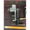 Image 3 : LOT OF 4 MEAT GRINDERS