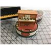 Image 2 : LOT OF WIND UP MUSIC BOXES ETC * SEEM TO WORK * (AS IS)