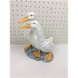 GEESE FIGURINE