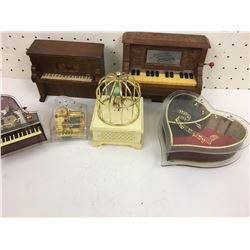 LOT OF TRINKET & MUSIC BOXES