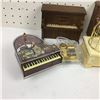 Image 4 : LOT OF TRINKET & MUSIC BOXES