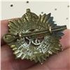 Image 2 : CAP WWII BADGE (CANADIAN ARMY SERVICE CORPS BRASS)
