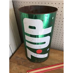7-UP GARBAGE CAN *VINTAGE*