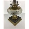 Image 4 : OIL LAMP (HEAVY BASE)