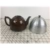 Image 1 : TEA POT W/COZY (CRACKED COZY) *ANTIQUE*