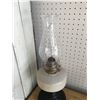 Image 6 : OIL LAMP