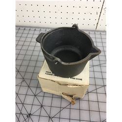 OHAUS LEAD MELTING POT *UNUSED *