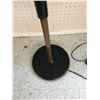 Image 3 : FLOOR LAMP *WORKING* (RETRO)