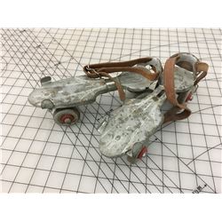METAL ROLLER SKATES ‘VINTAGE’ (SEARS - ROEBUCK METAL)