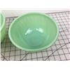 Image 2 : LOT OF 2 MIXING BOWLS (FIRE-KING JADEITE SWIRL)