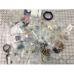 LOT OF COSTUME JEWELRY